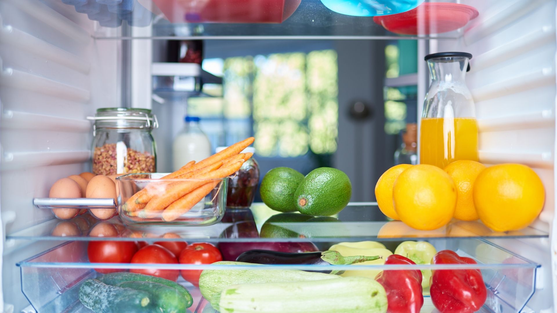 3 astuces pour éviter les mauvaises odeurs dans votre frigo Mes